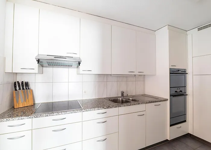 Executive 2br Flat In The Centre - Mainau 9